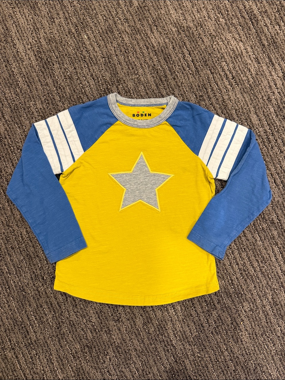 Mini Boden Yellow & Blue Star Raglan Long Sleeve Tee